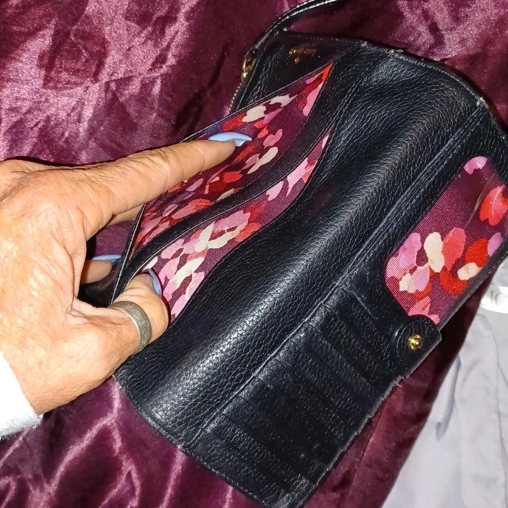 Kate Spade Wallet - Picture 5 of 7